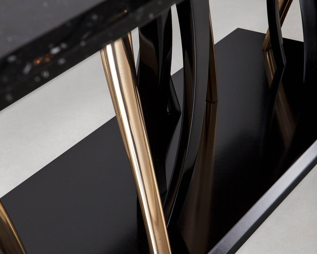 https://a.1stdibscdn.com/archivesE/upload/f_31243/f_95207711515589316122/Il_Pezzo_8_Marble_Table_black_and_gold_6_master.jpg