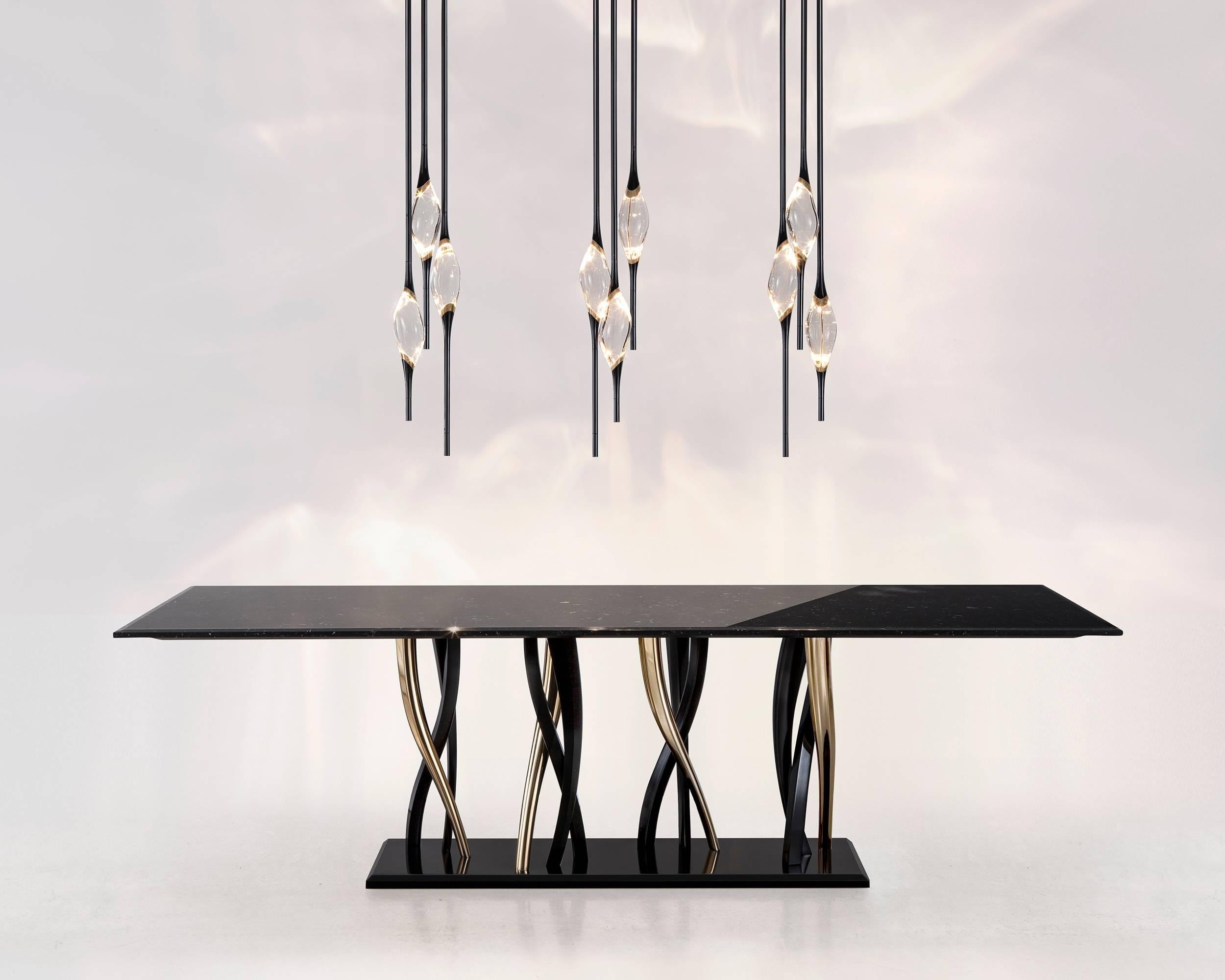 https://a.1stdibscdn.com/archivesE/upload/f_31243/f_95207711515589268408/Il_Pezzo_8_Marble_Table_black_and_gold_9_master.jpg
