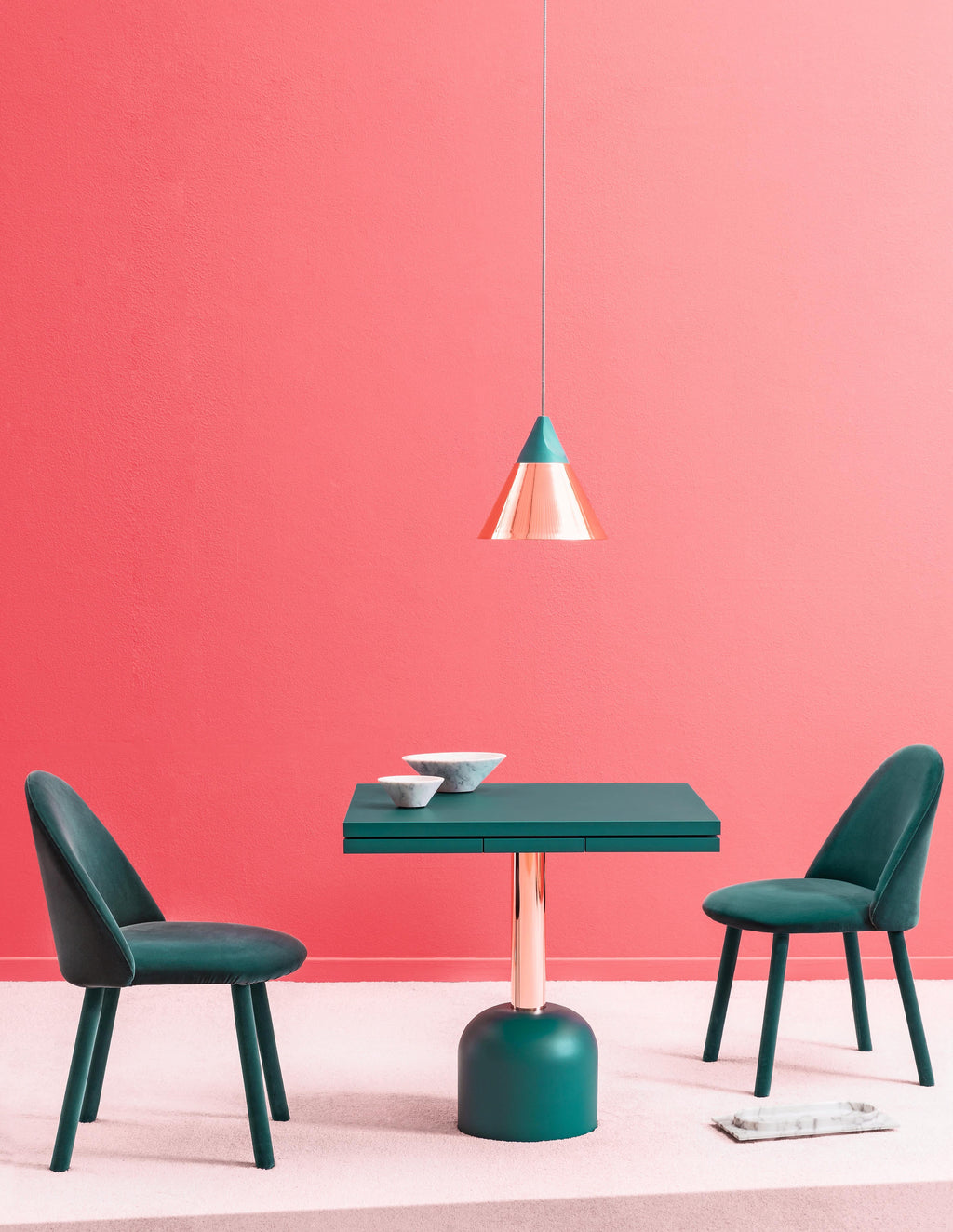 https://a.1stdibscdn.com/illo-plus-table-with-copper-column-by-miniforms-lab-for-sale-picture-3/12330573/f_178343311580883993530/Illo_plus_Tables_3_master.jpg