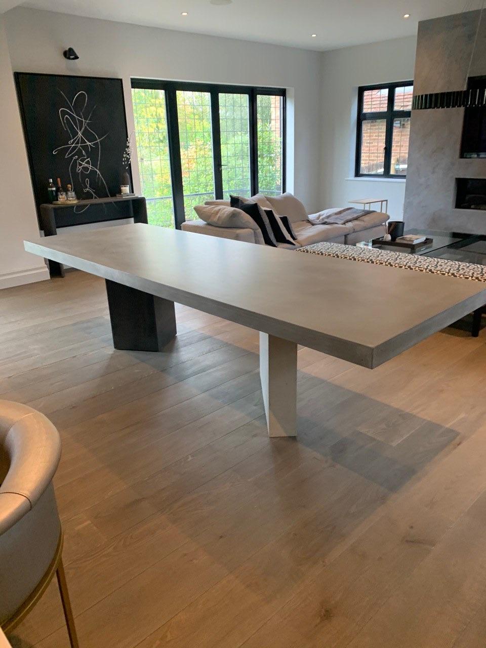 https://a.1stdibscdn.com/21st-century-euclide-concrete-dining-table-100-handmade-in-italy-for-sale-picture-8/f_38941/f_126561121651665113578/Image_1_1__master.jpg
