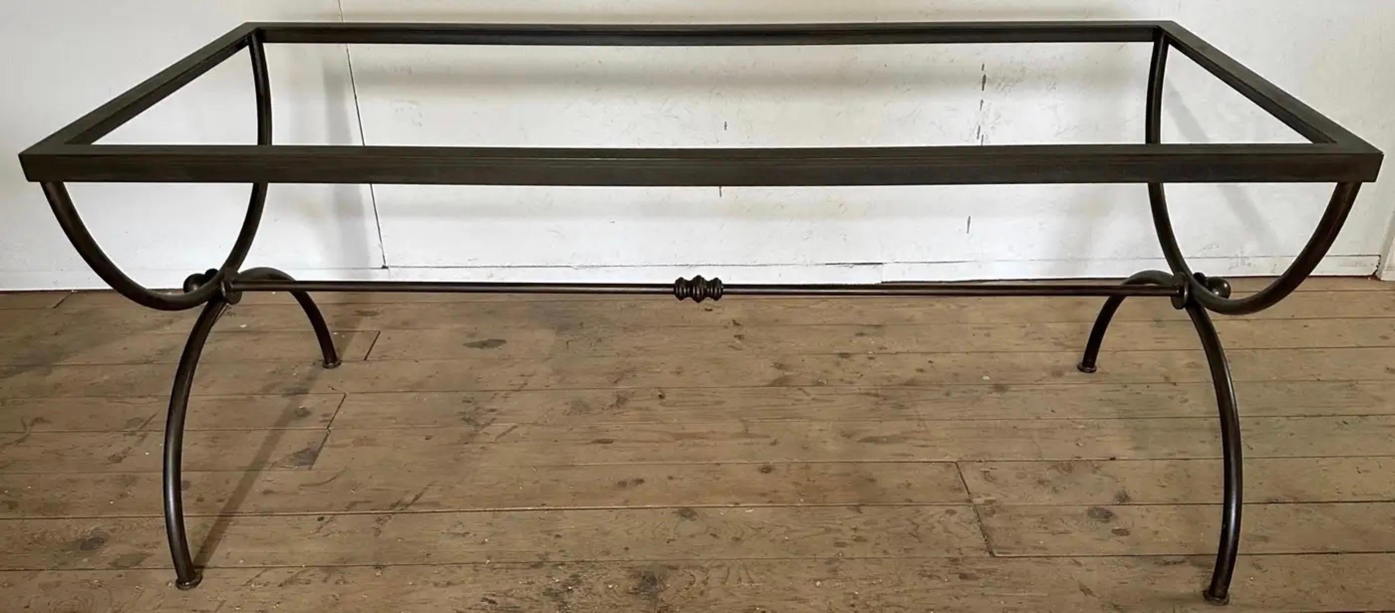 https://a.1stdibscdn.com/custom-oval-oak-top-with-metal-base-dining-table-base-for-sale-picture-9/f_8334/f_440341321741898170044/Image_8_master.jpg