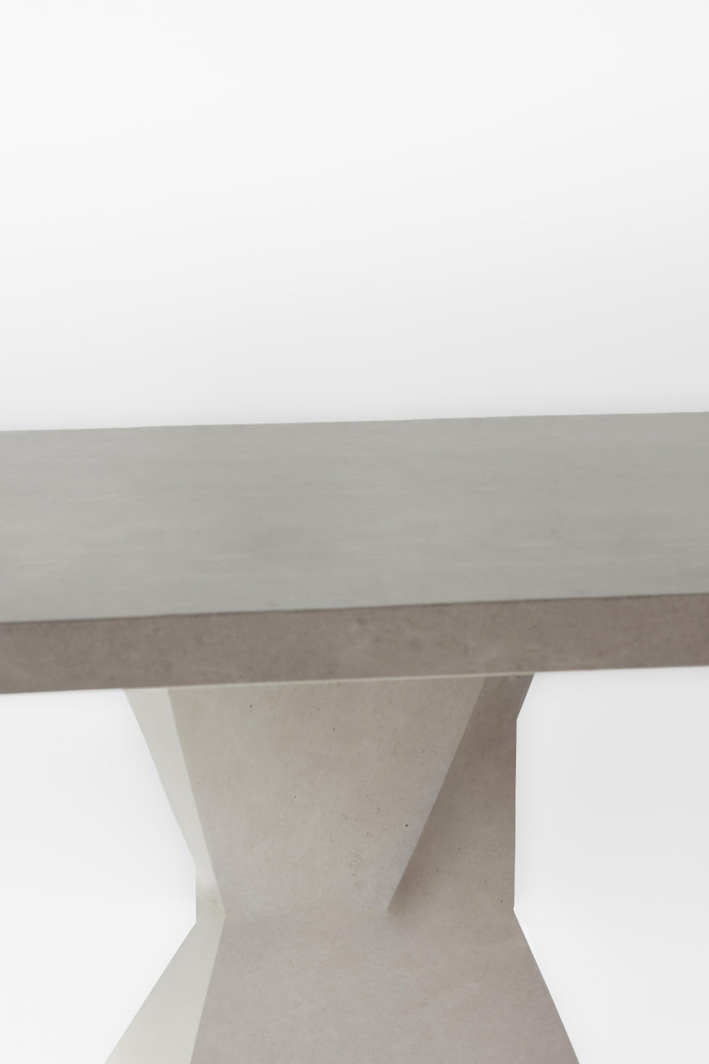 https://a.1stdibscdn.com/contemporary-inka-dining-table-by-eichkorn-limestone-customizable-for-sale-picture-4/f_31233/f_438099621740585559645/Inka3_v2_Edit_master.jpg