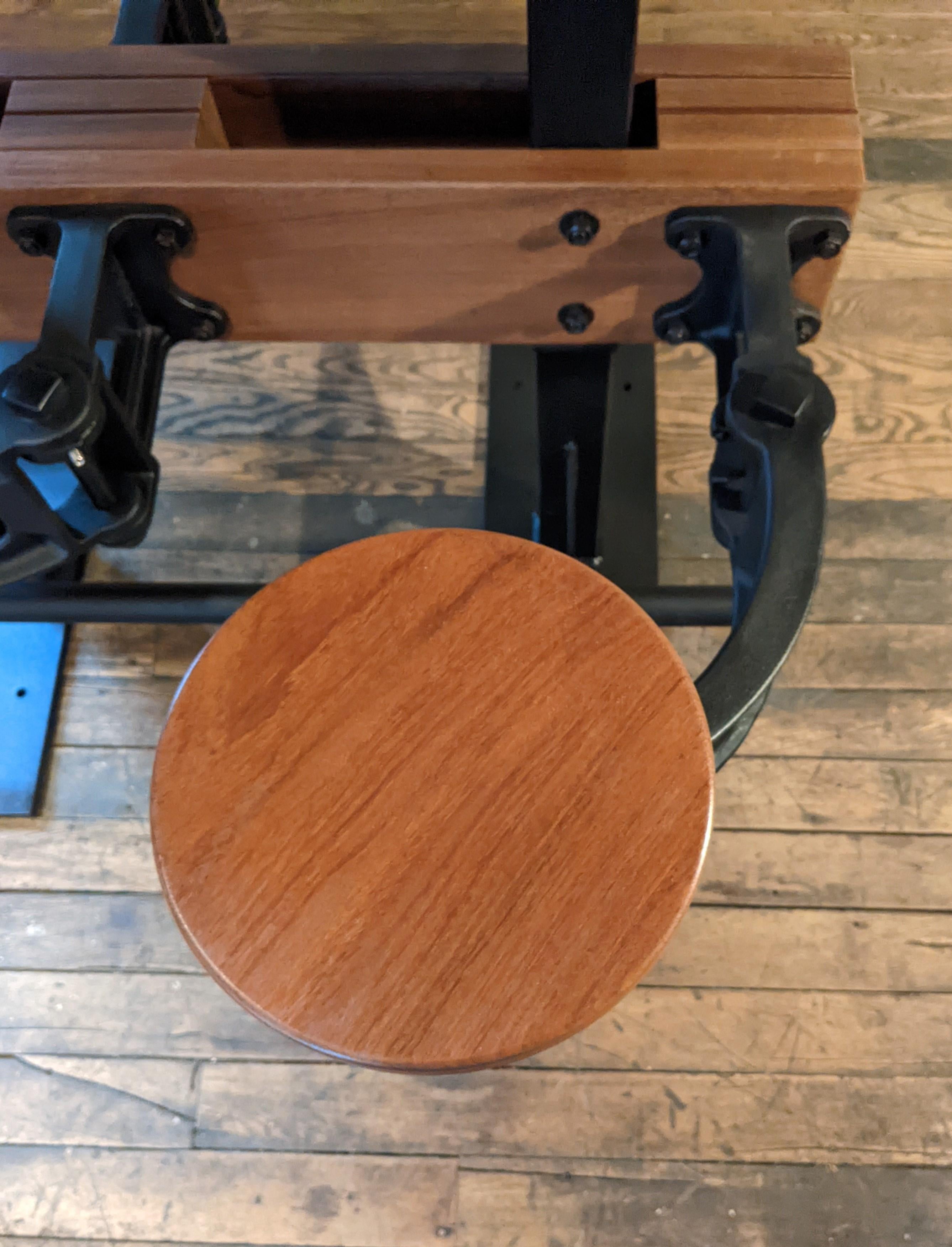 https://a.1stdibscdn.com/outdoor-bar-height-table-for-sale-picture-13/f_8299/f_323329421674232299742/Ipe_Table_14_master.jpg