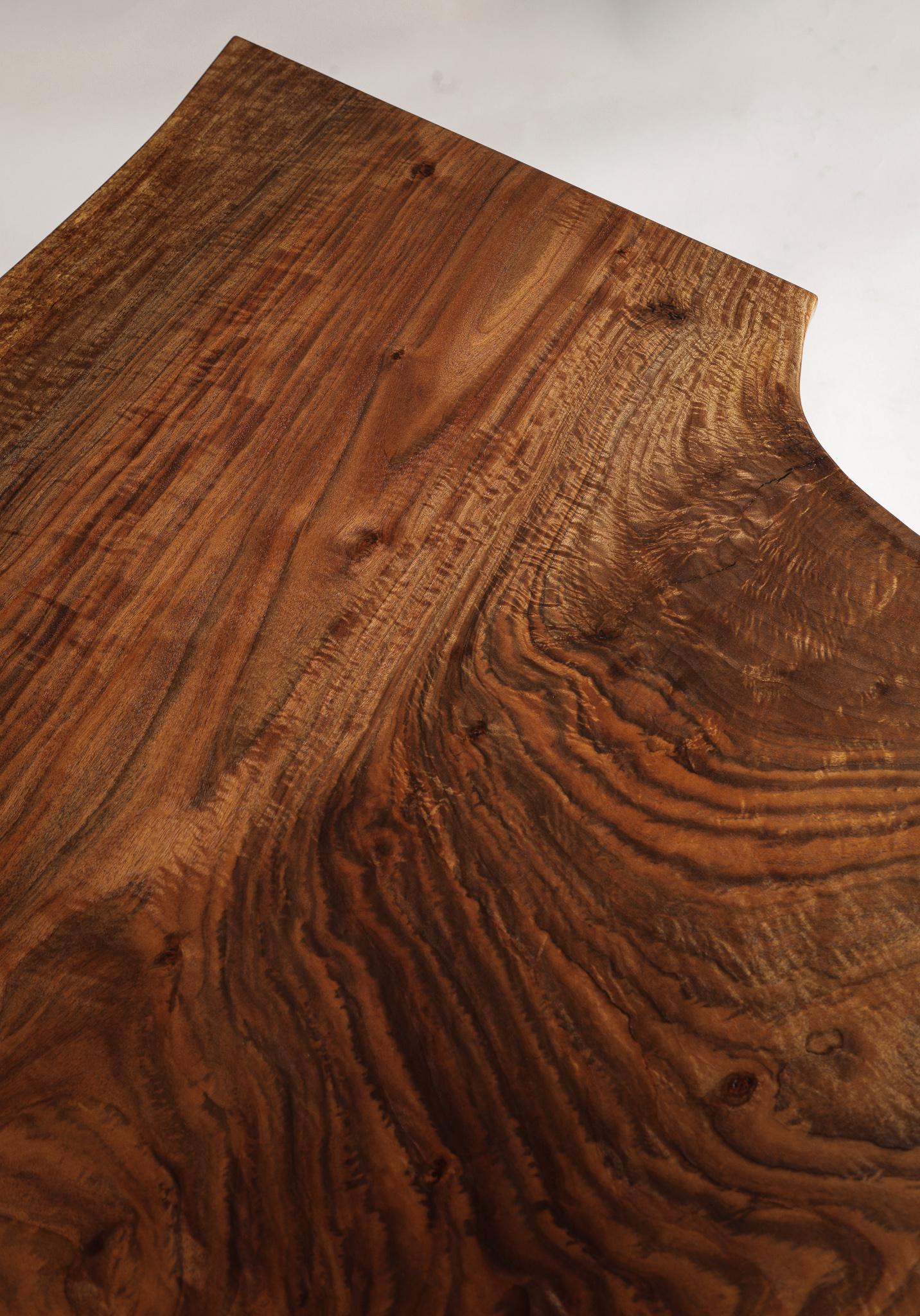 https://a.1stdibscdn.com/bastogne-walnut-single-slab-live-edge-coffee-table-in-stock-for-sale-picture-6/f_51472/f_357547121692314406074/JJ8A2378_master.jpg