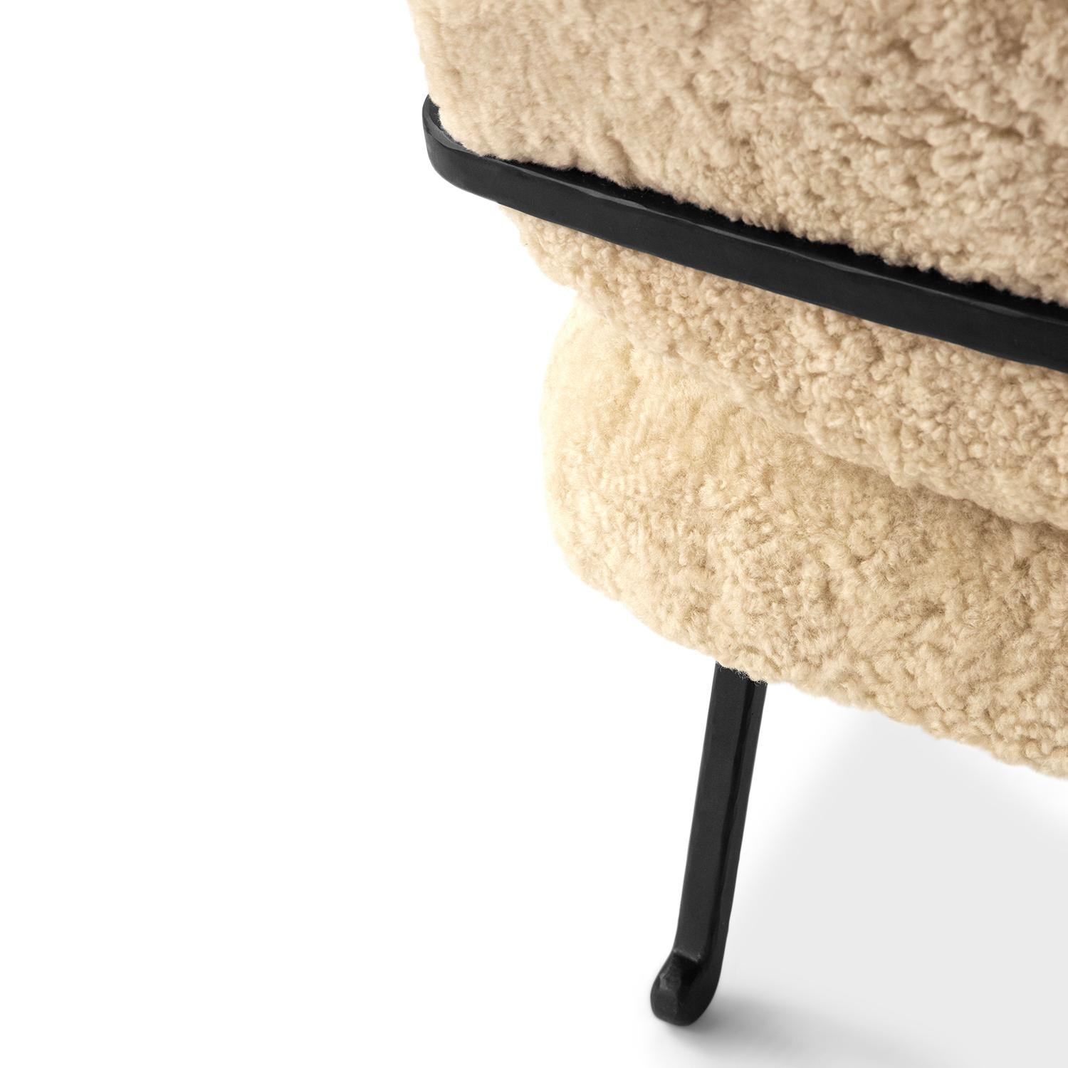https://a.1stdibscdn.com/arm-chair-shearling-com-modern-contemporary-blackened-steel-waxed-for-sale-picture-8/f_30173/f_350228821768699478368/JMS053023_chair_4_byNB_master.jpg