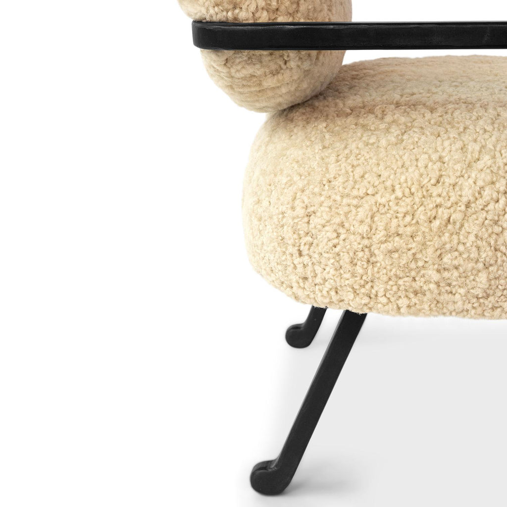 https://a.1stdibscdn.com/arm-chair-shearling-com-modern-contemporary-blackened-steel-waxed-for-sale-picture-9/f_30173/f_350228821768699478755/JMS053023_chair_7_byNB_master.jpg