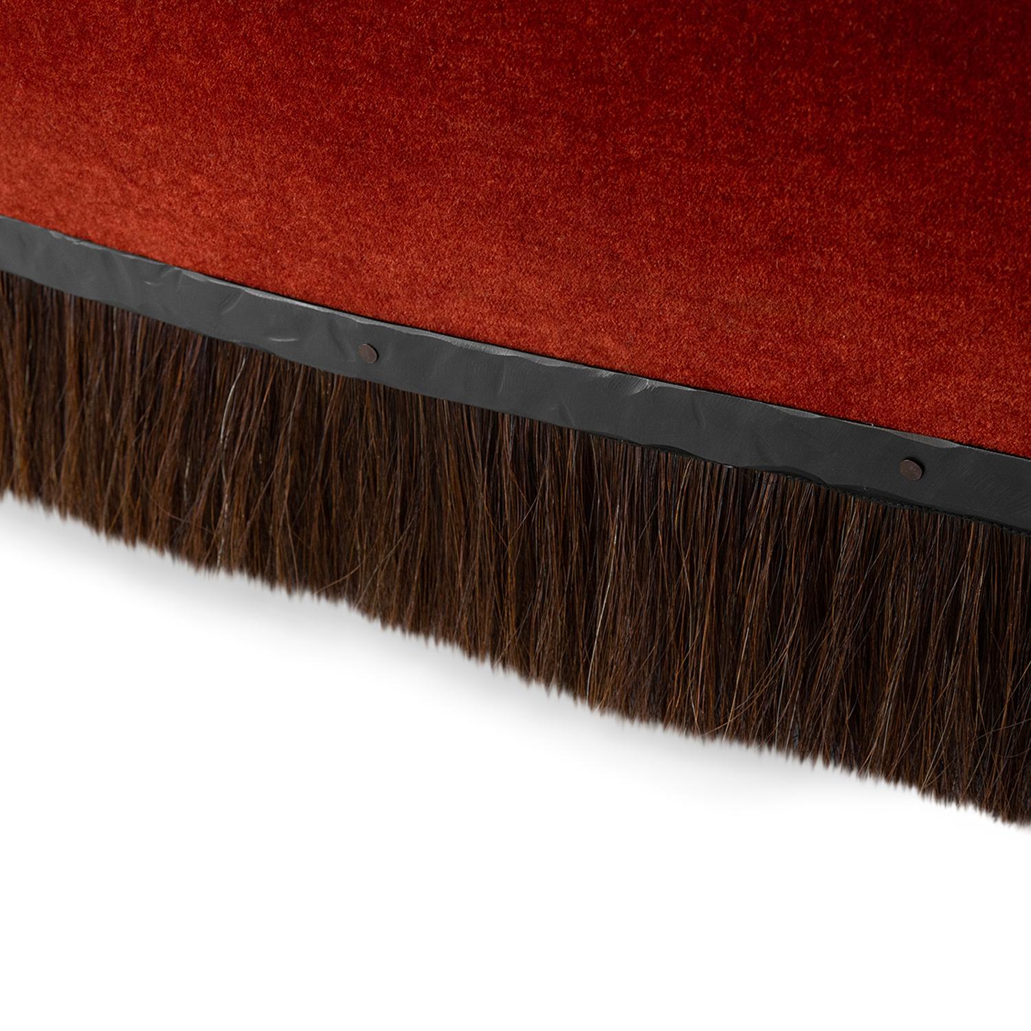 https://a.1stdibscdn.com/sofa-in-knoll-textile-plush-mohair-with-hand-carved-steel-elements-and-horsehair-for-sale-picture-5/f_30173/f_349820721768792358654/JMS053123_couch_5_byNB_master.jpg