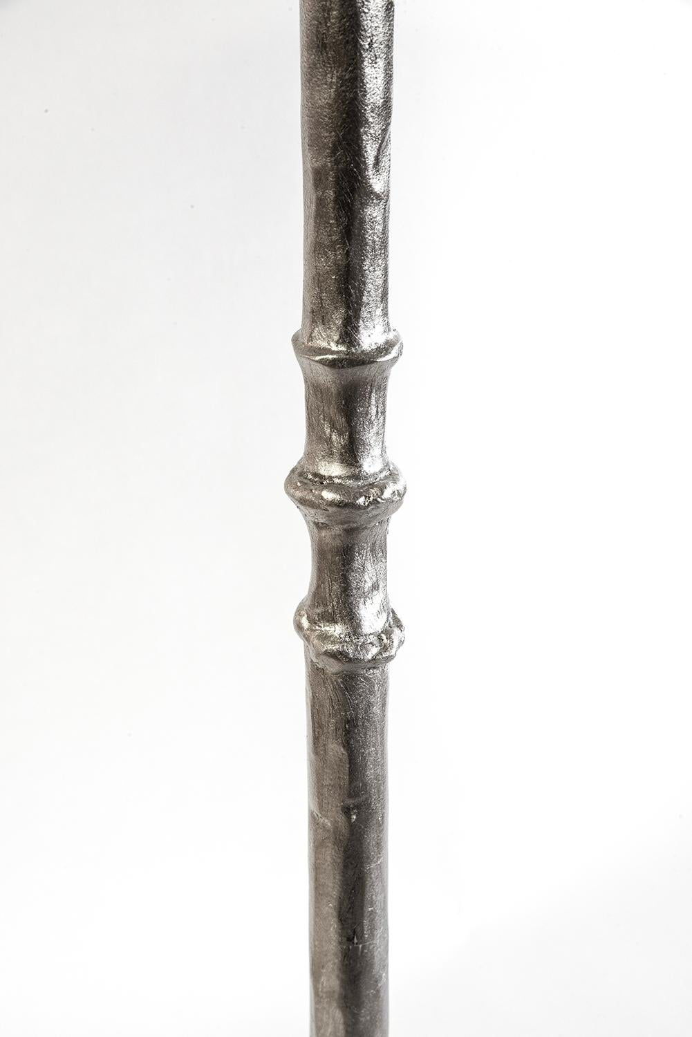 https://a.1stdibscdn.com/cocktail-side-table-modern-handshaped-round-silver-palladium-leaf-sculpture-for-sale-picture-4/f_30173/f_350237721688085546841/JMS060323_palladium_elephant_spirit_4_byNB_master.jpg
