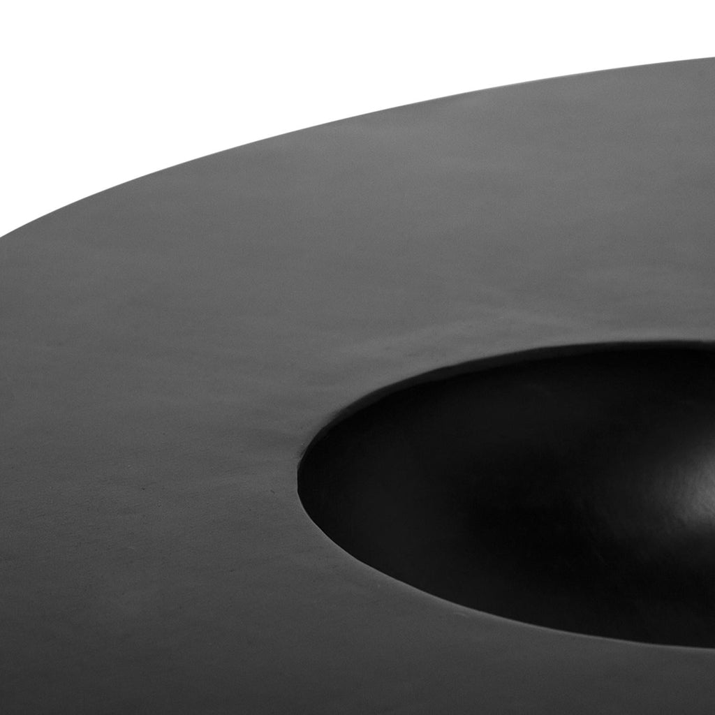 https://a.1stdibscdn.com/coffee-table-monumental-modern-handmade-circle-blackened-steel-large-waxed-for-sale-picture-5/f_30173/f_255810121768792768192/JMS082024_table_no11_03_master.jpg