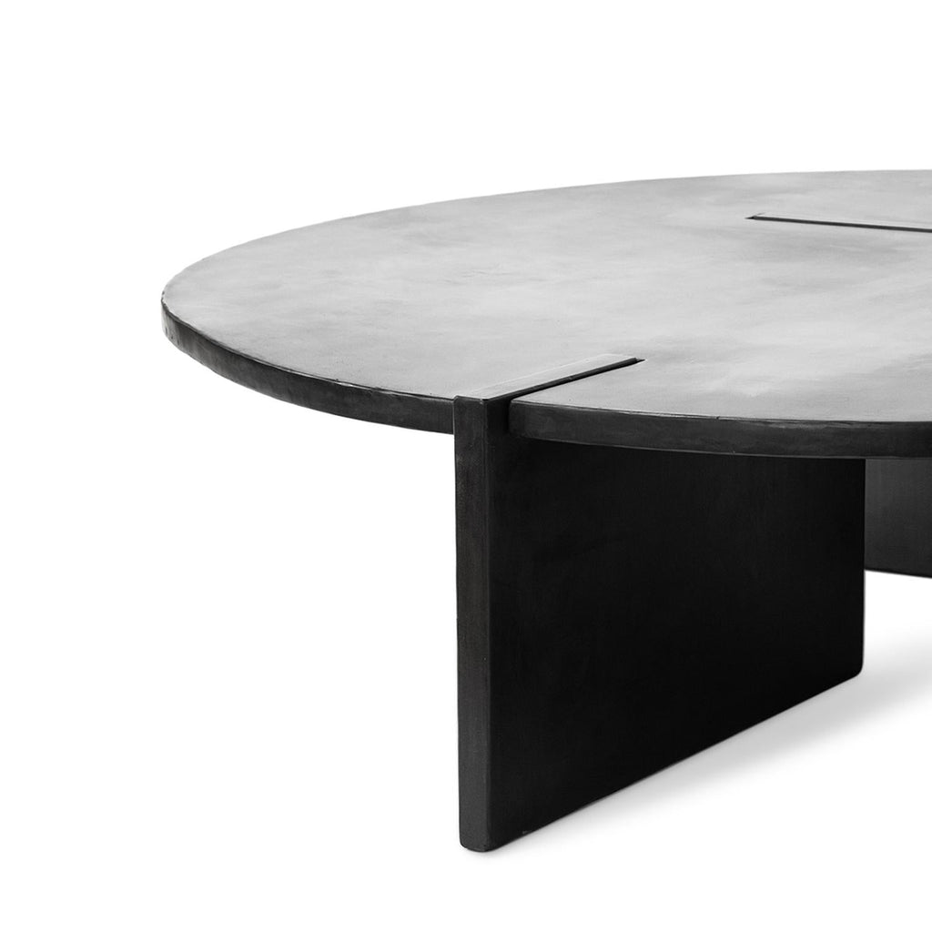 https://a.1stdibscdn.com/coffee-table-round-modern-contemporary-handmade-blackened-steel-waxed-large-for-sale-picture-4/f_30173/f_350235721768794656242/JMS2023_table20_05_byNB_master.jpg