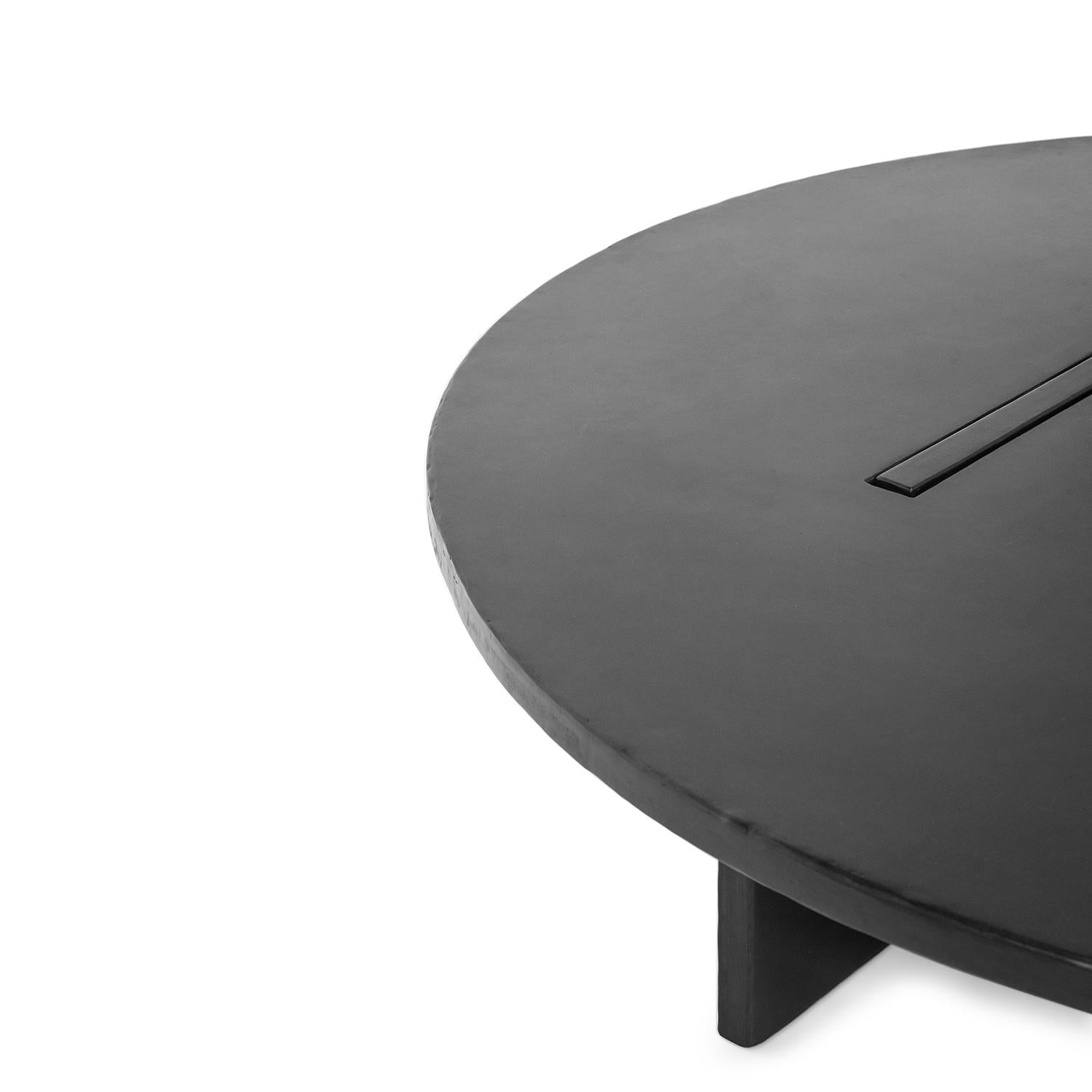 https://a.1stdibscdn.com/coffee-table-round-modern-contemporary-handmade-blackened-steel-waxed-large-for-sale-picture-5/f_30173/f_350235721768794656258/JMS2023_table20_07_byNB__master.jpg