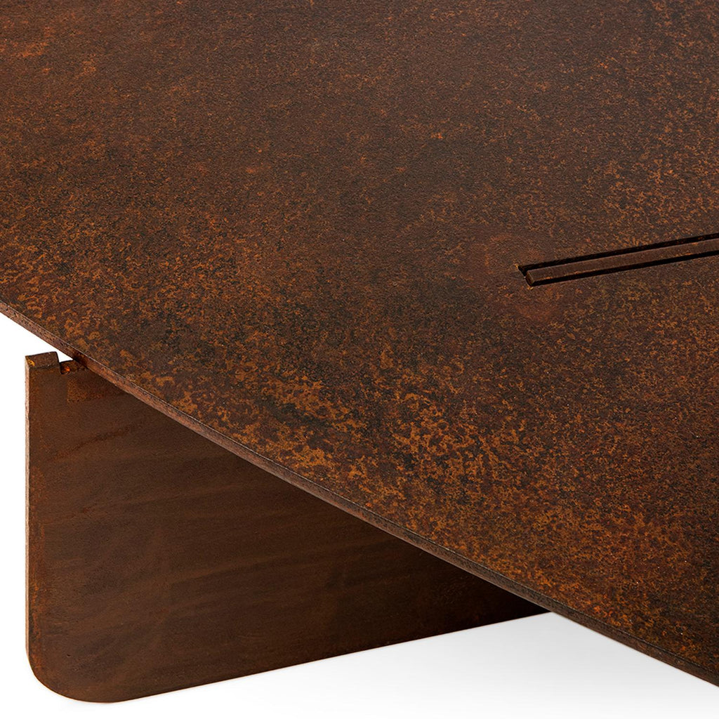 https://a.1stdibscdn.com/circular-coffee-table-unique-organic-rust-modern-contemporary-corten-steel-for-sale-picture-3/f_30173/f_350947821775012734641/JMS_Table15_Rust_2_112322_master.jpg
