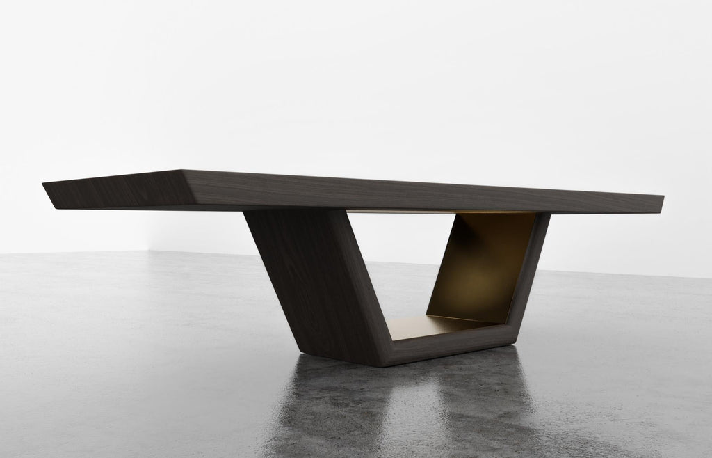 https://a.1stdibscdn.com/jolie-dining-table-for-sale-picture-4/f_33283/f_165196221571357912604/JOLIE_DINING_TABLE0004_master.JPG