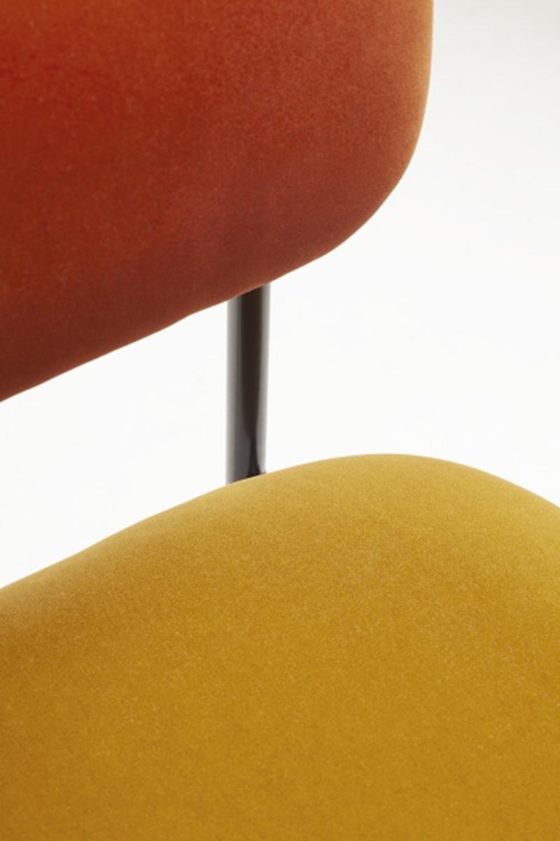 https://a.1stdibscdn.com/contemporary-classic-chair-miami-in-com-with-brass-details-for-sale-picture-6/f_40973/f_274125021645033224134/JPG_70997cb85bff414b0a3105e613a98832_master.jpg