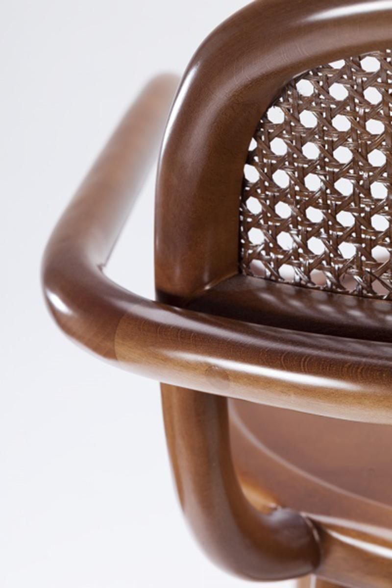 https://a.1stdibscdn.com/luc-bar-stool-for-sale-picture-3/f_40973/f_187949721587487737645/JPG_ad8e6e529670cb4145c235eba74a746f_master.jpg