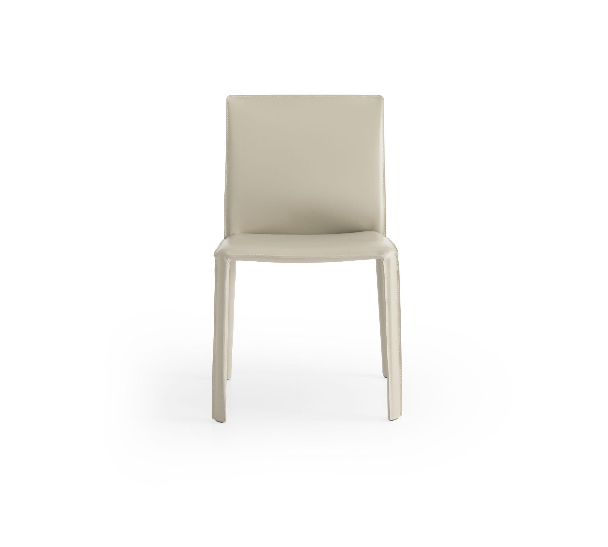 https://a.1stdibscdn.com/jumpsuite-natural-leather-chair-by-morica-design-for-sale-picture-8/f_12192/f_449354421746753258231/JUM_CU3_still03_2000x1800_master.jpg