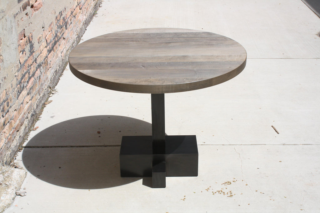 https://a.1stdibscdn.com/juno-a-customizable-round-pedestal-table-by-laylo-studio-for-sale-picture-4/f_53231/1591803543358/JUNOv2_side_master.jpg