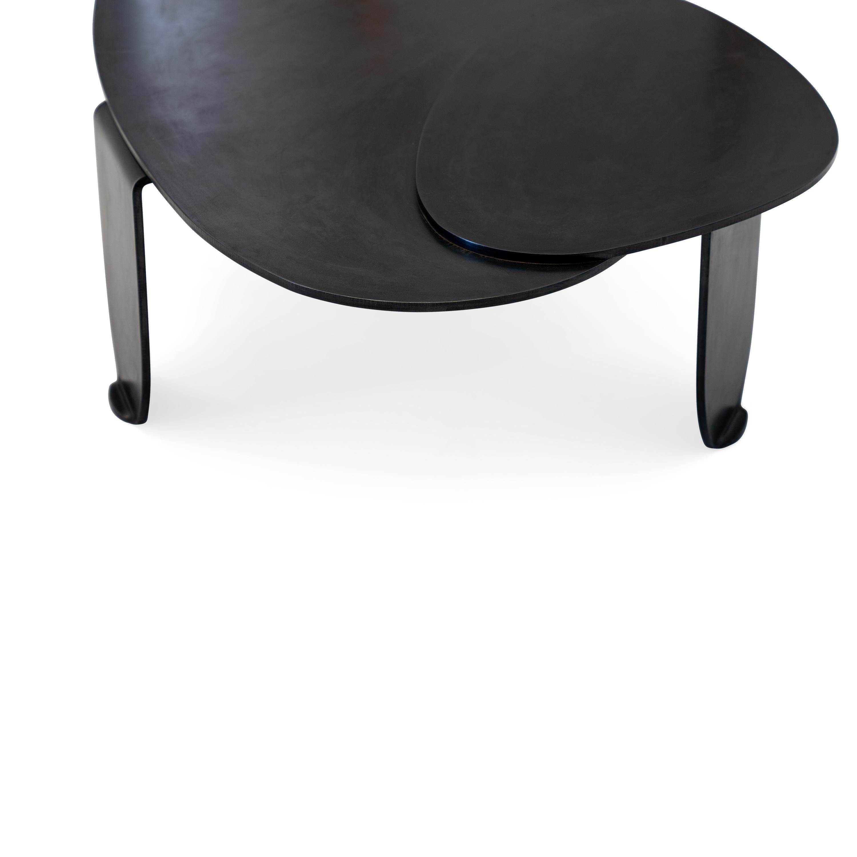 https://a.1stdibscdn.com/circular-organic-shape-coffee-table-black-modern-contemporary-blackened-steel-for-sale-picture-5/f_30173/f_129787011771039043645/J_01278_master.jpg