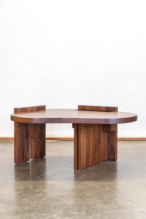 https://a.1stdibscdn.com/jj-coffee-table-for-sale-picture-2/f_106752/f_471403521761077992960/Jahanbeen_R2_5_HiRes_master.jpg