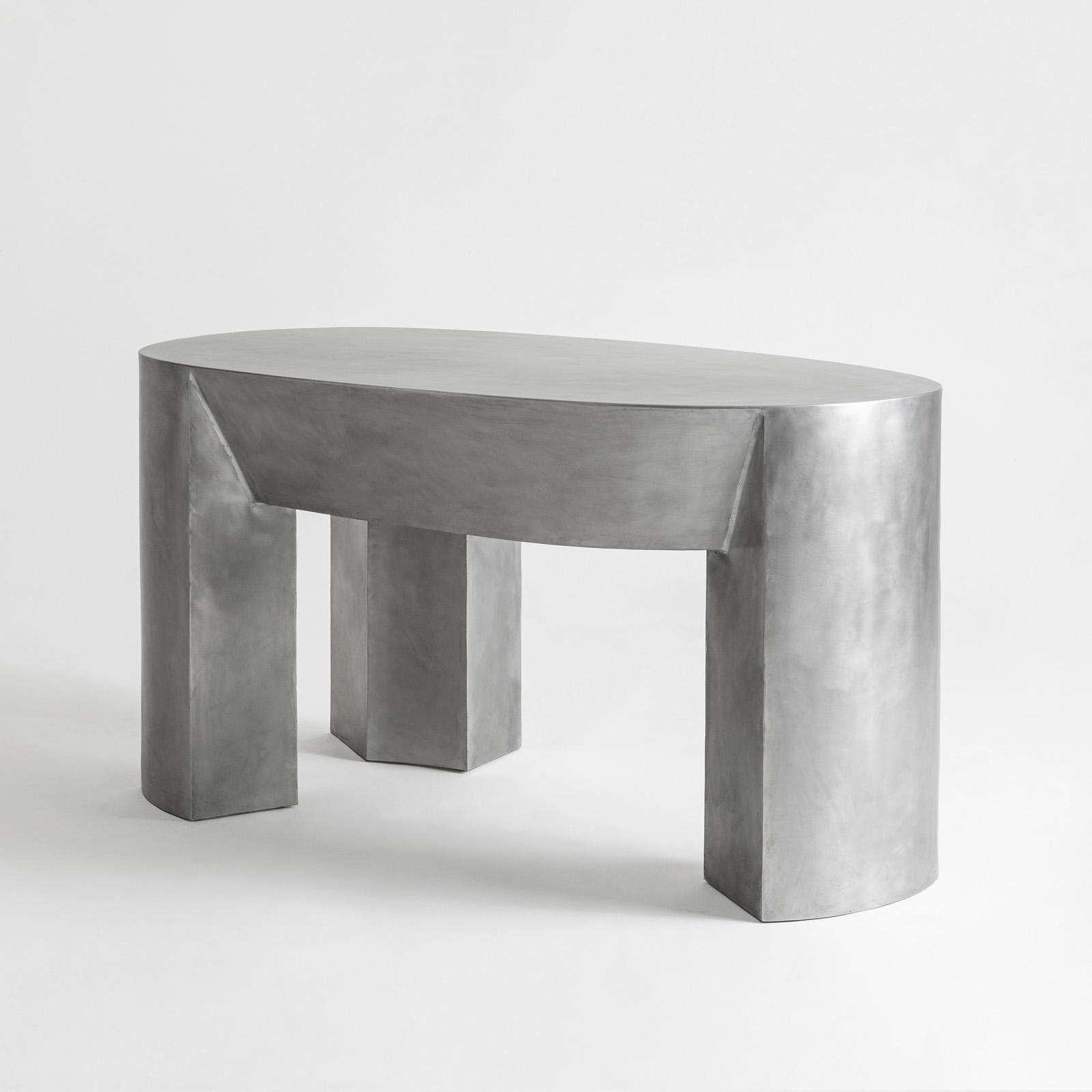 https://a.1stdibscdn.com/aluminium-table-by-jan-ankiersztajn-for-sale-picture-2/f_43981/f_372802721701176151083/Jan_Ankiersztaijn_2023_Aluminum_table_02_master.jpg