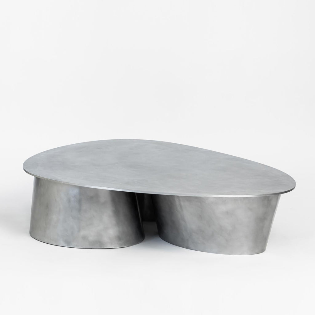 https://a.1stdibscdn.com/aluminium-coffee-table-by-jan-ankiersztajn-for-sale-picture-4/f_43981/f_372799721701175720124/Jan_Ankiersztajn_Aluminum_Coffee_table_5_master.jpg