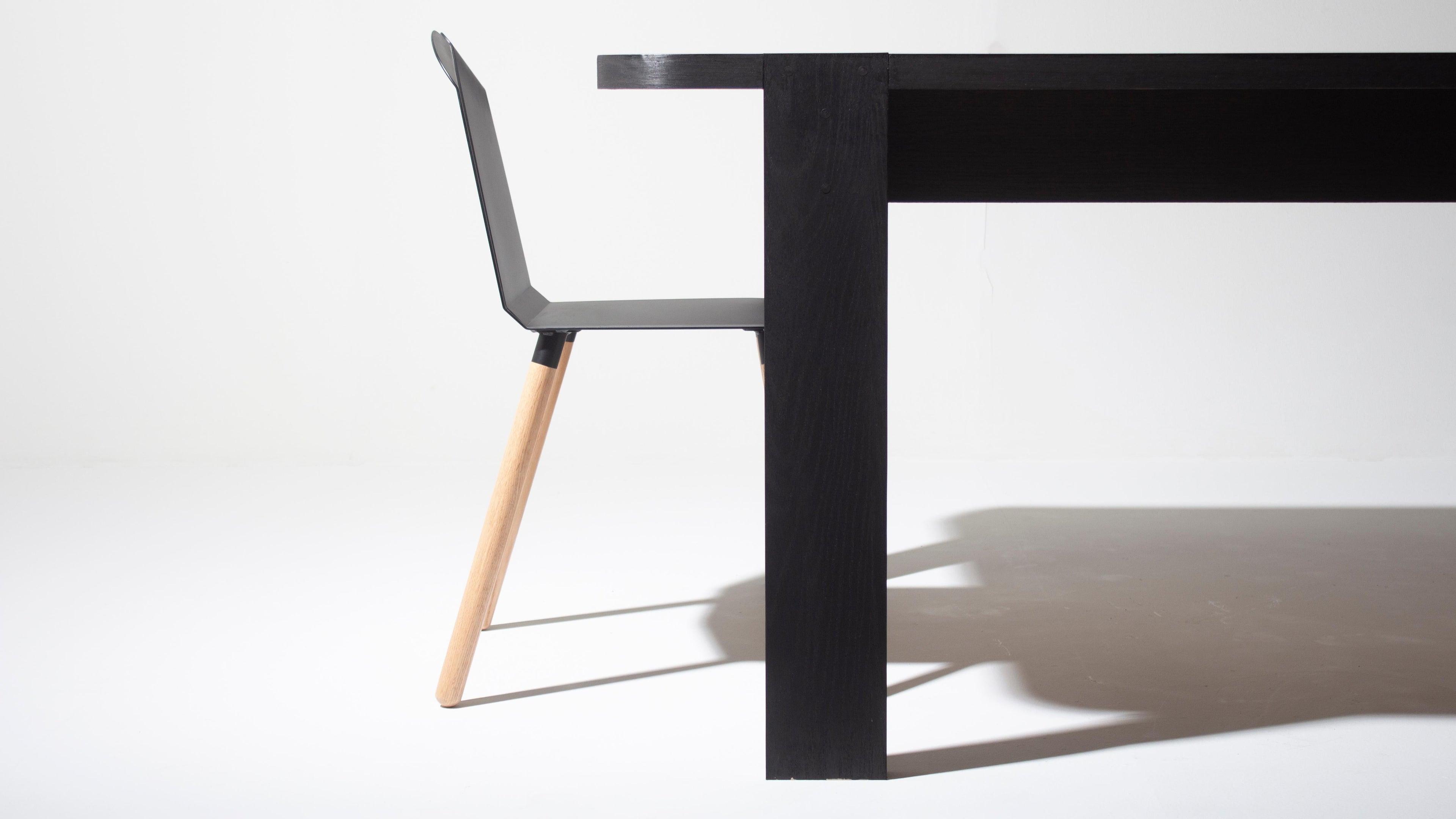 https://a.1stdibscdn.com/oto-san-japanese-inspired-dining-table-by-tronk-design-for-sale-picture-3/f_60402/f_437628121740234457343/Japanese_rectangle_dining_table_black_with_black_noa_master.jpg