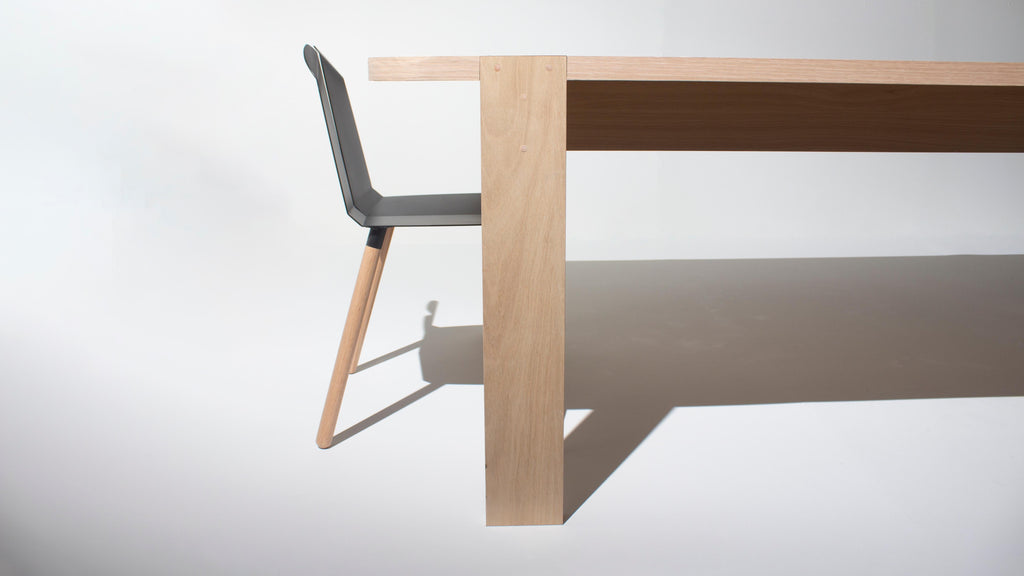 https://a.1stdibscdn.com/oto-san-japanese-inspired-dining-table-by-tronk-design-for-sale-picture-5/f_60402/f_437628121740234457519/Japanese_rectangle_dining_table_with_black_noa_master.jpg