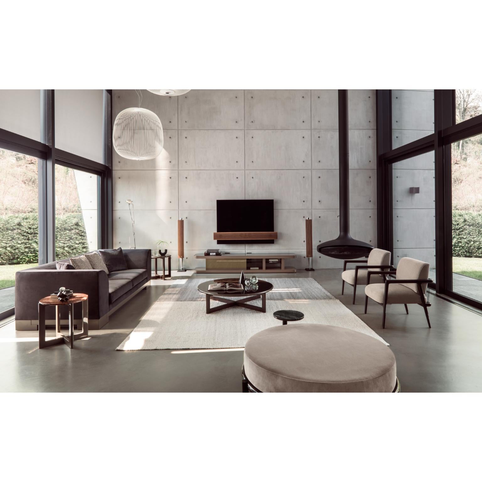 https://a.1stdibscdn.com/byron-5010-sofa-by-redeco-for-sale-picture-4/f_12192/f_428140021734531587746/Job_2824_1__master.jpg