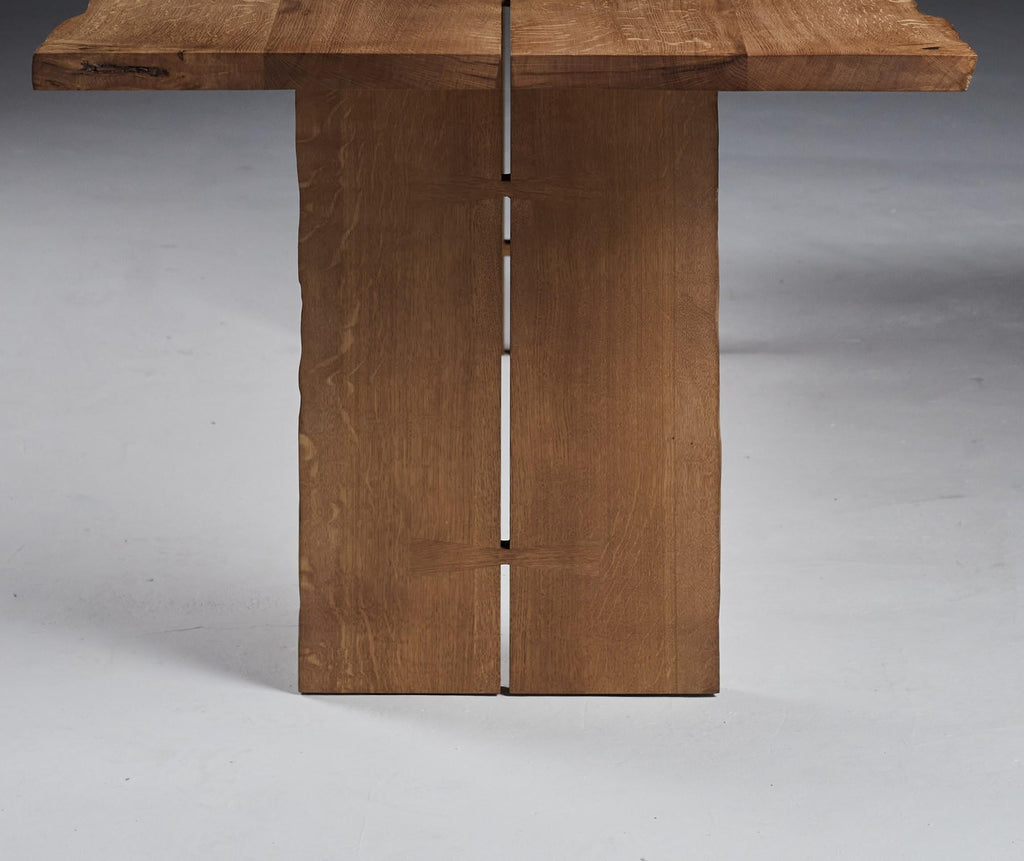 https://a.1stdibscdn.com/the-additions-butterfly-joined-table-with-live-edge-english-oak-for-sale-picture-8/f_28993/f_468839521759336092846/Jon0691_master.jpg