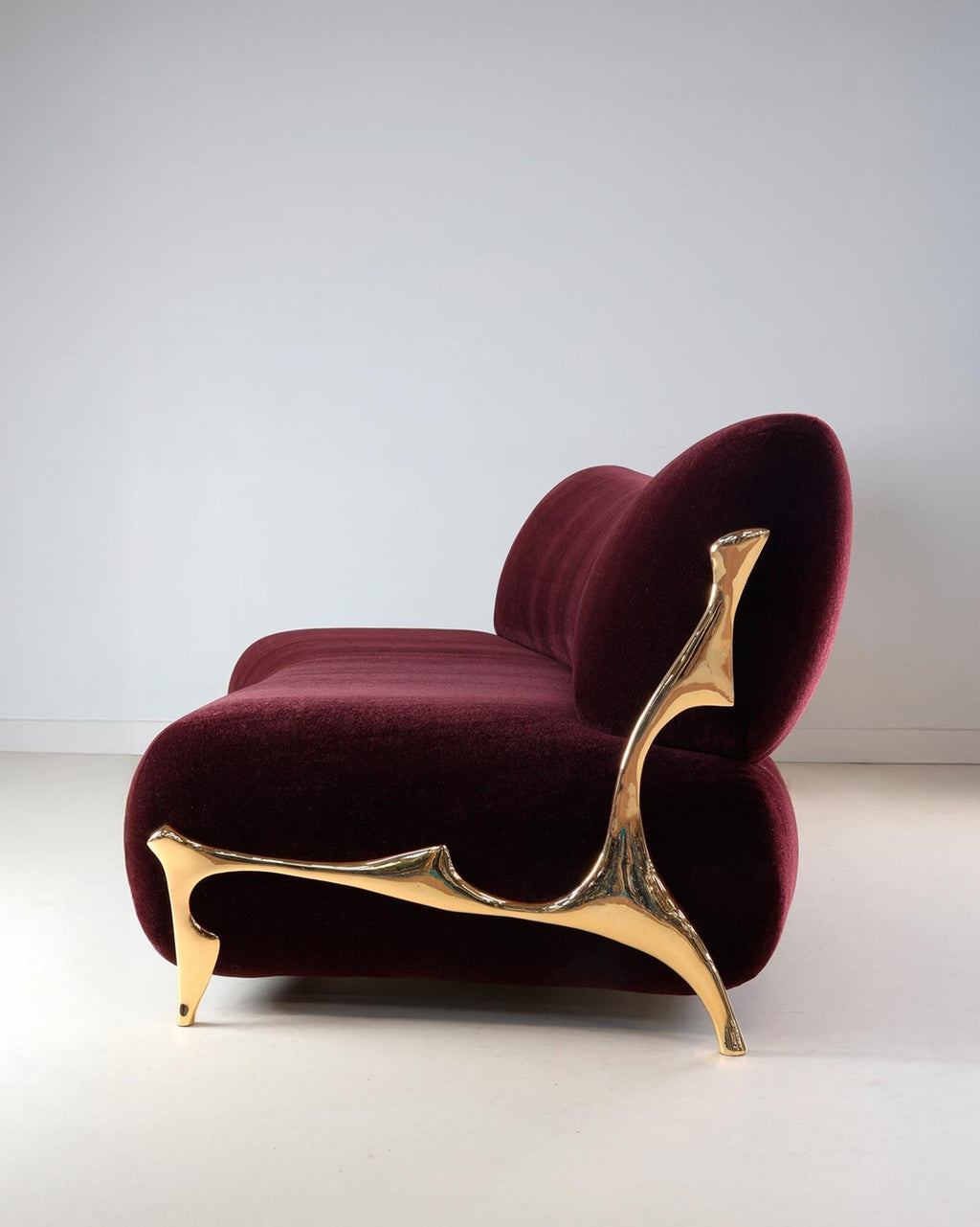 https://a.1stdibscdn.com/contemporary-bronze-and-mohair-velvet-curved-sofa-by-pierre-salagnac-france-for-sale-picture-3/f_65832/f_477428021764344513114/Jouffre_P_Salagnac_Sofa_Elan_Augustin_Vanuxem_03_master.jpg