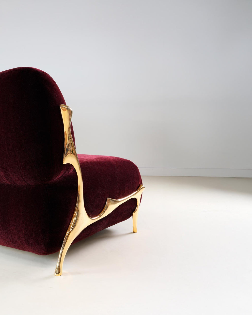 https://a.1stdibscdn.com/contemporary-bronze-and-mohair-velvet-curved-sofa-by-pierre-salagnac-france-for-sale-picture-6/f_65832/f_477428021764344519195/Jouffre_P_Salagnac_Sofa_Elan_Augustin_Vanuxem_04_master.jpg