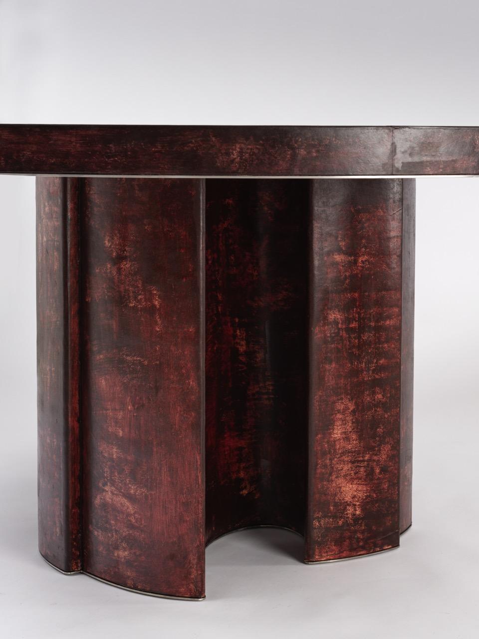 https://a.1stdibscdn.com/contemporary-fragment-dining-table-burgundy-patinated-leather-for-sale-picture-11/f_70152/f_437891521741082766745/Jumandie_Seys_OWN_114_CedricVerhelst_Large_master.jpeg
