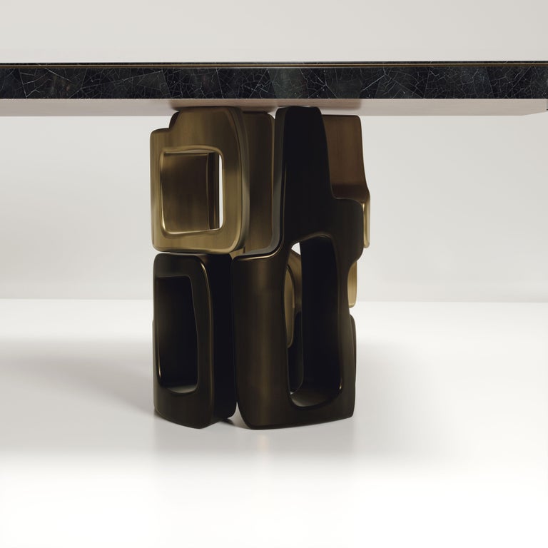 https://a.1stdibscdn.com/shell-inlaid-dining-table-with-bronze-patina-brass-details-by-kifu-paris-for-sale-picture-4/f_45491/f_333219921678956255604/KDT02_BRGLT_BRGDRK_L9_4_master.jpeg?width=768