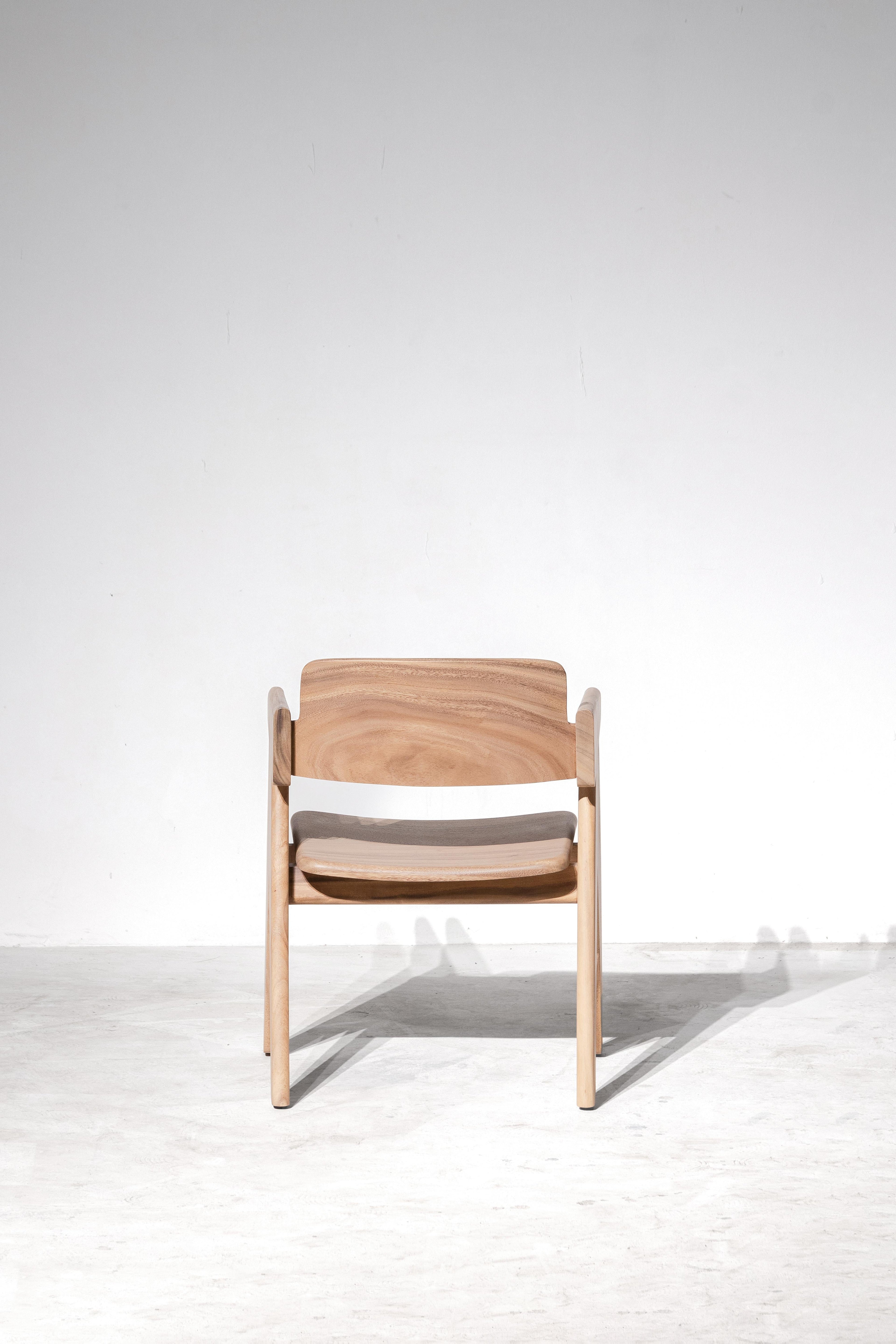 https://a.1stdibscdn.com/kena-chair-natural-light-acacia-wood-for-sale-picture-6/f_59862/f_261739021738632537599/KENA_armchair_NL_13__master.jpg
