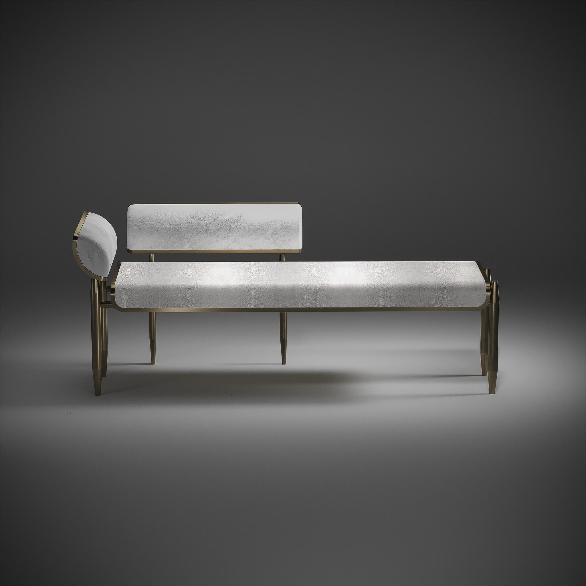 https://a.1stdibscdn.com/shagreen-bench-with-bronze-patina-brass-details-by-kifu-paris-for-sale-picture-16/f_45491/f_237785621622239523856/KLOV05_D1_V1_master.jpg