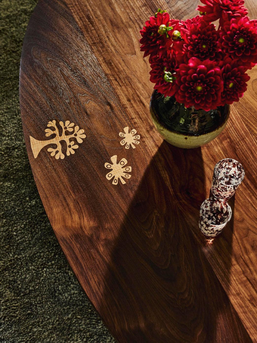 https://a.1stdibscdn.com/the-cowrie-oval-coffee-table-by-sister-by-studio-ashby-for-sale-picture-7/f_87162/f_473588021762184740663/KRL504_Studio_Ashby_05_0288_master.jpg