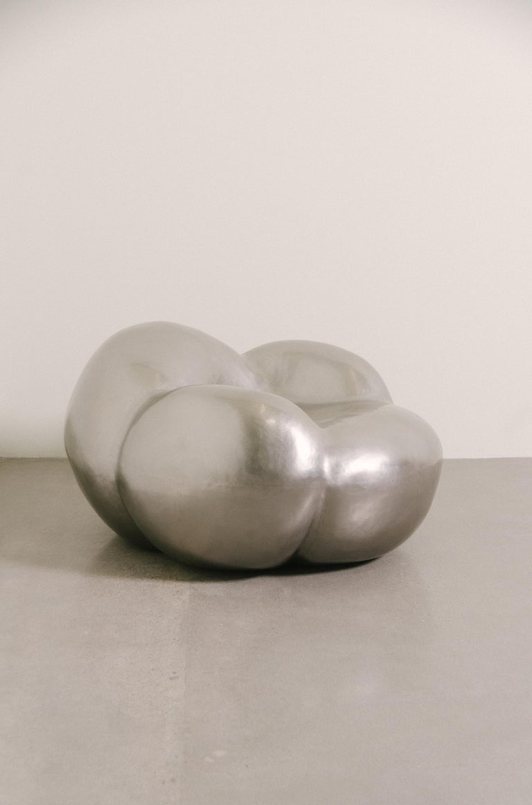 https://a.1stdibscdn.com/contemporary-stainless-steel-cloud-chair-by-robert-kuo-limited-edition-for-sale-picture-2/f_17792/f_374585621701990907242/KUO_1593_1_master.jpg?width=768