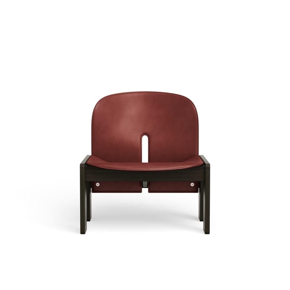 https://a.1stdibscdn.com/scarpa-chair-925-in-wood-and-leather-by-afra-and-tobias-scarpa-1966-for-sale-picture-2/f_14272/f_414592921726231133055/Karakter_Scarpa_925_Lounge_Chair_Mocca_stained_ash_London_leather_Packshot_master.jpg