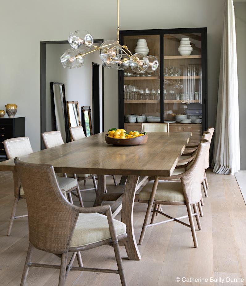 https://a.1stdibscdn.com/dining-table-made-from-vintage-black-walnut-custom-made-by-petersen-antiques-for-sale-picture-11/f_8065/f_122536311576585679214/KarynMillet_RM_15_1_master.jpg