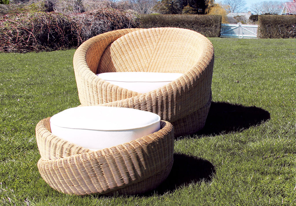 https://a.1stdibscdn.com/rattan-indoor-outdoor-armchair-and-footrest-ottoman-cushions-in-sunbrella-for-sale-picture-5/f_21743/f_71159831548708562106/Knottie_Nina_landscape_master.jpg