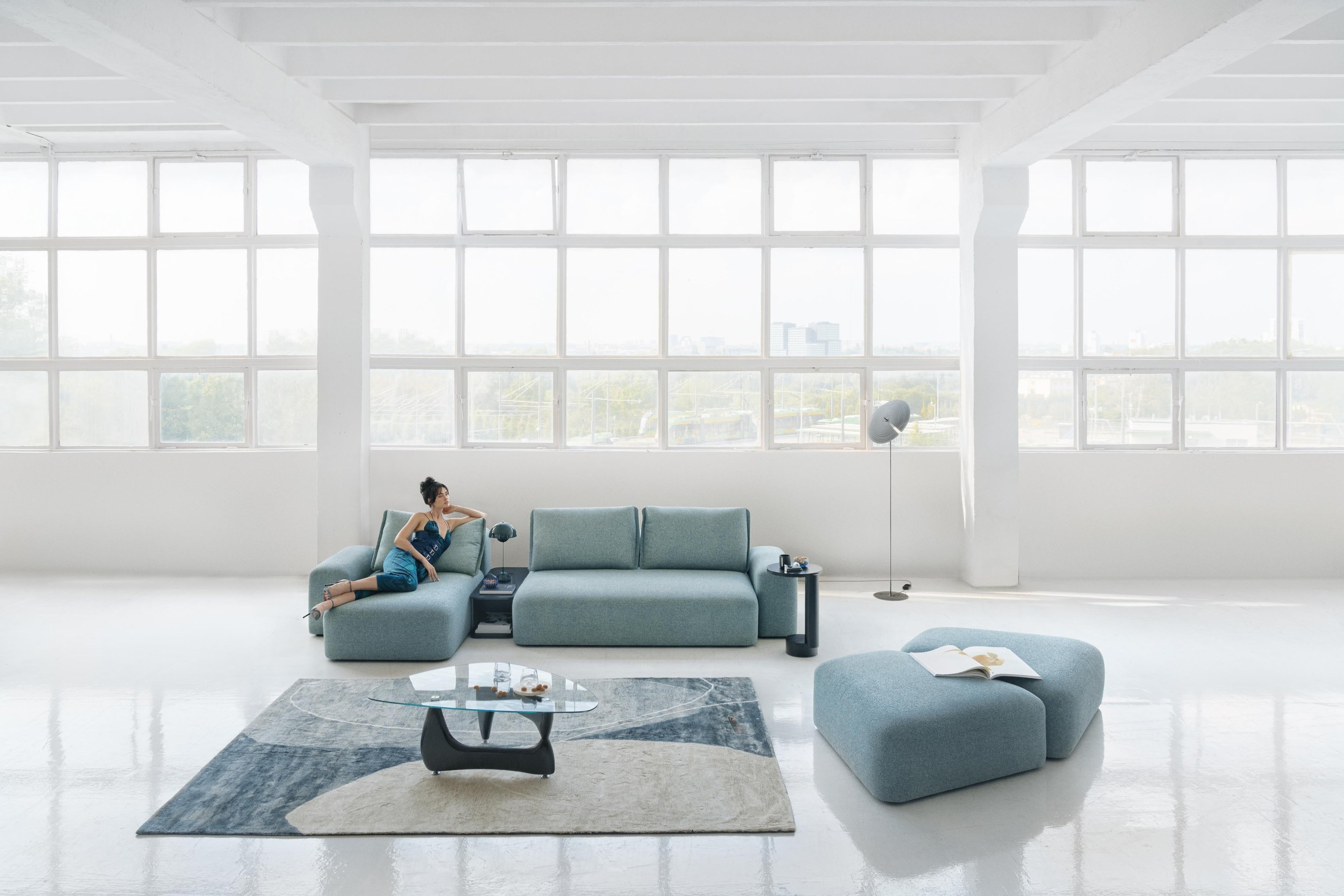 https://a.1stdibscdn.com/bizzarto-dune-modular-sofa-with-back-to-back-seating-for-sale-picture-6/f_104642/f_454862421750156463914/Kopia_DUNE_blue_2__master.jpg