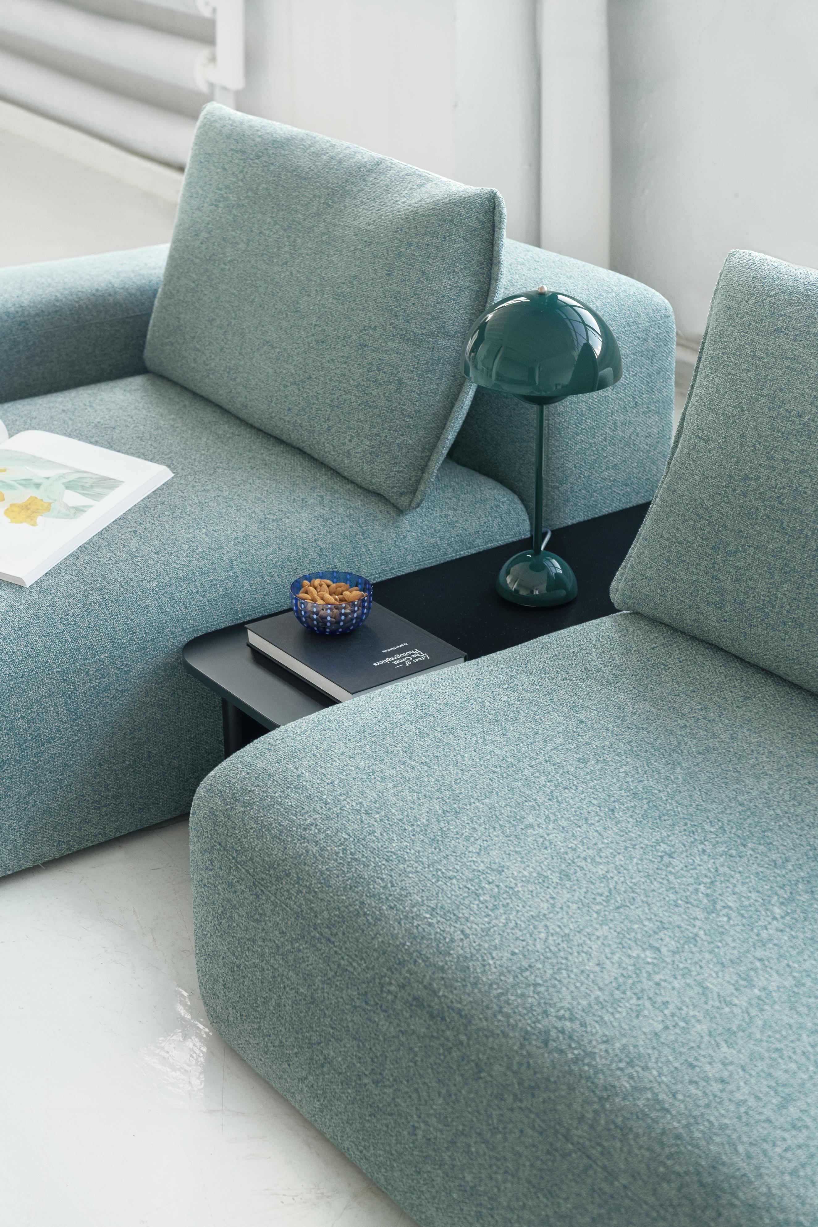 https://a.1stdibscdn.com/bizzarto-dune-modular-sofa-with-back-to-back-seating-for-sale-picture-8/f_104642/f_454862421750156503303/Kopia_DUNE_blue_7__master.jpg