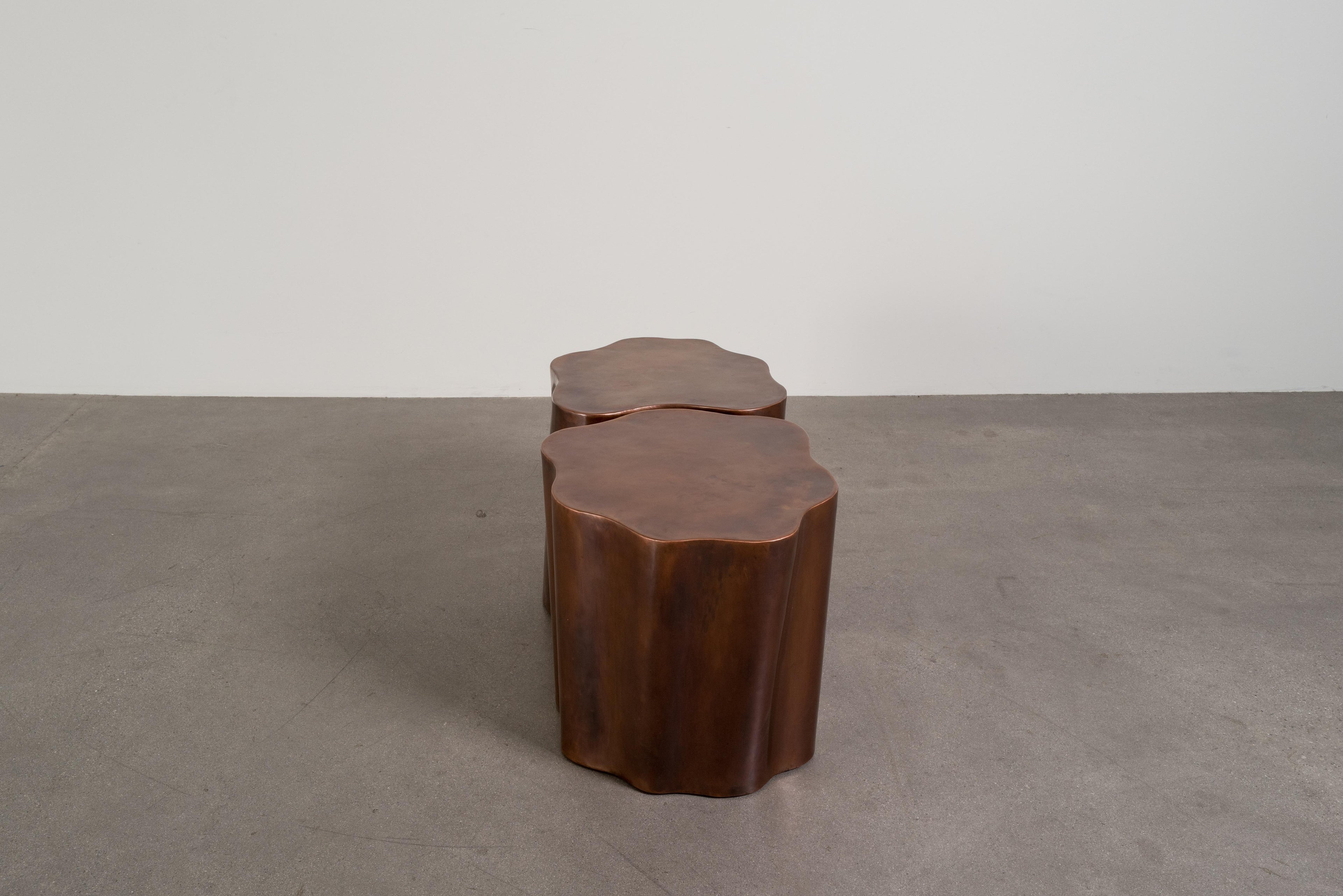 https://a.1stdibscdn.com/contemporary-repousse-copper-root-drum-tables-set-of-2-by-robert-kuo-for-sale-picture-7/f_17792/f_468163621758841049282/L1012899_28_master.jpg