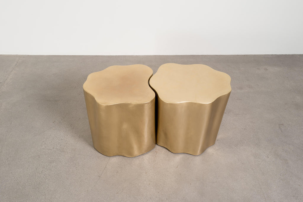 https://a.1stdibscdn.com/contemporary-repousse-brass-root-drum-tables-set-of-2-by-robert-kuo-for-sale-picture-2/f_17792/f_468140021758828315920/L1012912_33_master.jpg