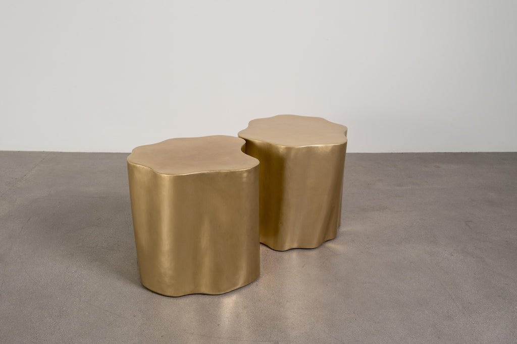 https://a.1stdibscdn.com/contemporary-repousse-brass-root-drum-tables-set-of-2-by-robert-kuo-for-sale-picture-7/f_17792/f_468140021758828315615/L1012921_38_master.jpg