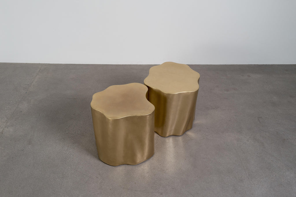 https://a.1stdibscdn.com/contemporary-repousse-brass-root-drum-tables-set-of-2-by-robert-kuo-for-sale-picture-8/f_17792/f_468140021758828323249/L1012923_39_master.jpg