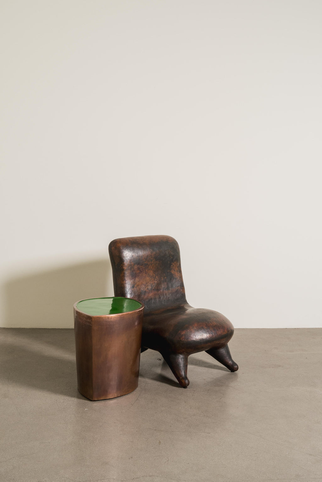 https://a.1stdibscdn.com/contemporary-hand-repousse-copper-chair-by-robert-kuo-limited-edition-for-sale-picture-7/f_17792/f_468129721758825426620/L1012974_60_master.jpg