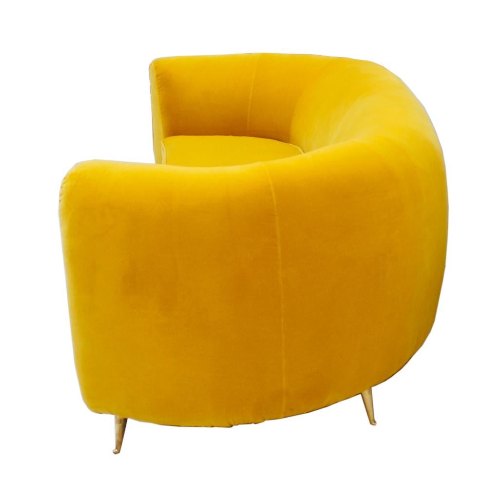 https://a.1stdibscdn.com/la-studio-curved-yellow-sofa-of-six-seat-manufactured-in-italy-for-sale-picture-6/f_36703/f_214534721605616686799/LA00100115f_master.jpg