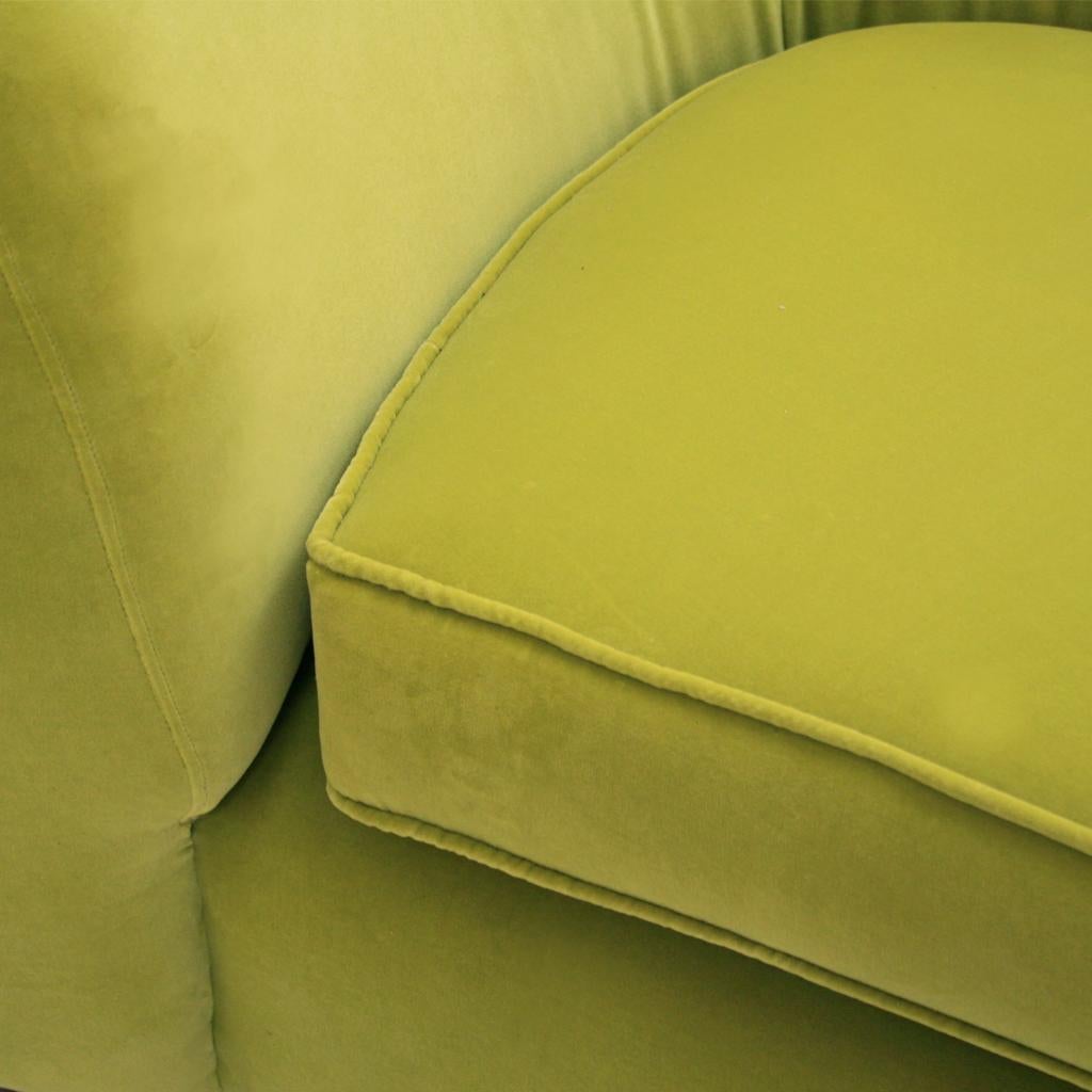 https://a.1stdibscdn.com/la-studio-contemporary-lime-cotton-velvet-curved-italian-sofa-for-sale-picture-9/f_9718/f_204343721599063440242/LA00100229g_master.jpg