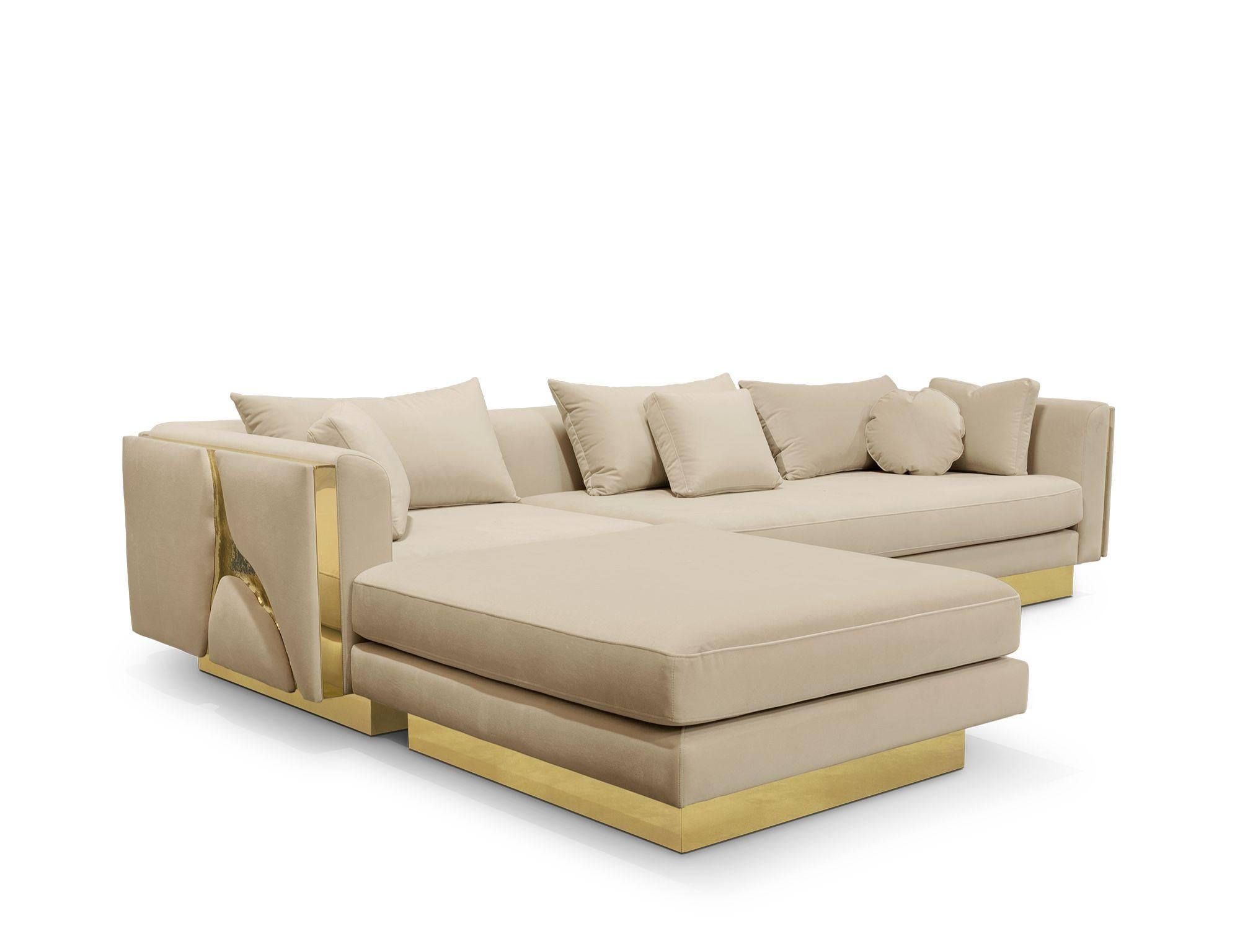 https://a.1stdibscdn.com/lapiaz-modular-sofa-hand-crafted-upholstery-polished-brass-boca-do-lobo-for-sale-picture-7/f_98262/f_398455021748302266302/LA5_master.jpg